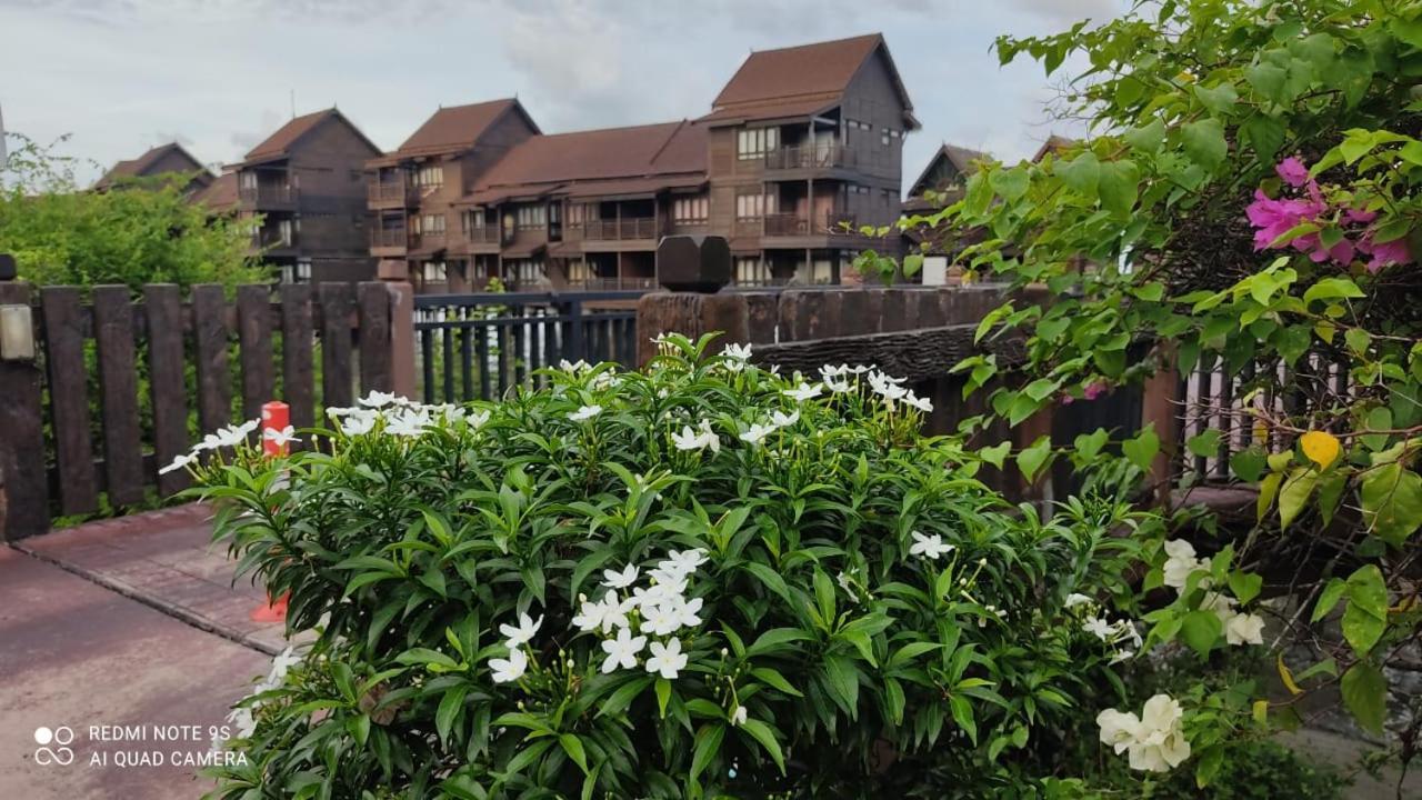The Green Lagoon Pantai Cenang  Exterior photo